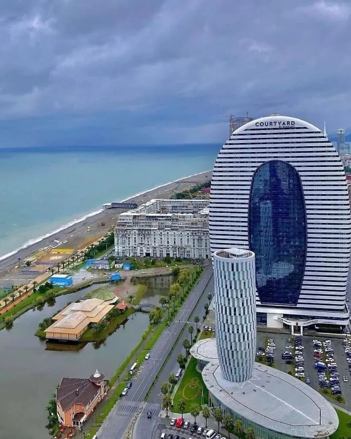 Orbi City Center Suite 5*, Batumi